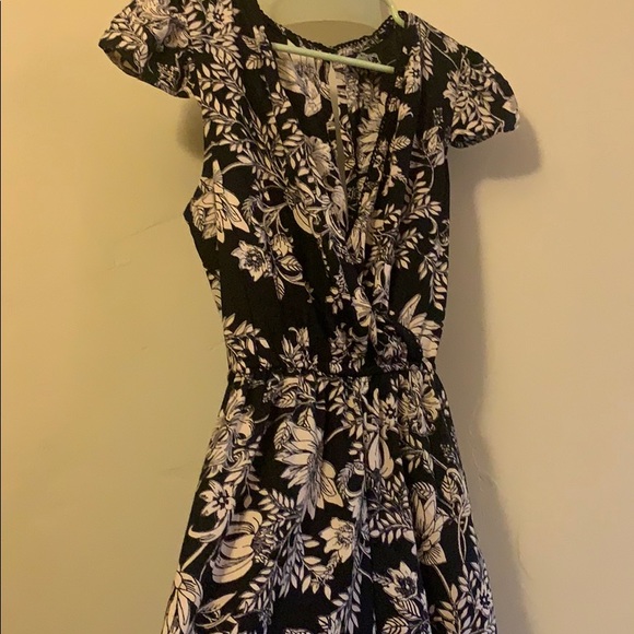 2/40🎉🥳 Romper by Angie TRADES - Picture 3 of 4